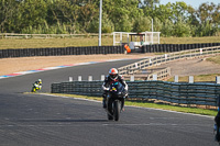 enduro-digital-images;event-digital-images;eventdigitalimages;mallory-park;mallory-park-photographs;mallory-park-trackday;mallory-park-trackday-photographs;no-limits-trackdays;peter-wileman-photography;racing-digital-images;trackday-digital-images;trackday-photos